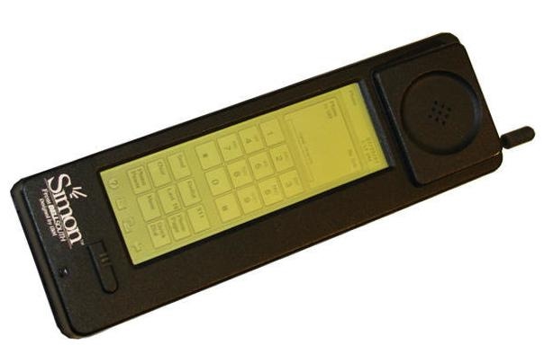 Pierwszy historyczny smartfon, powstał w 1992 roku